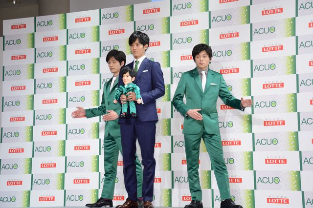 松坂桃李、そっくりロボットと登場！ロッテ「ACUO（アクオ）」イベントギャラリー（14枚目）