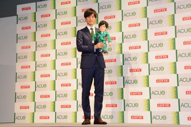松坂桃李、そっくりロボットと登場！ロッテ「ACUO（アクオ）」イベントギャラリー（15枚目）