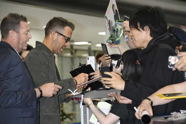 『デッドプール』ライアン・レイノルズが成田空港に到着！（6枚目）