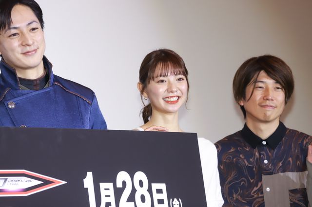 『仮面ライダーセイバー　深罪の三重奏（トリオ）』完成披露舞台あいさつ（3枚目）