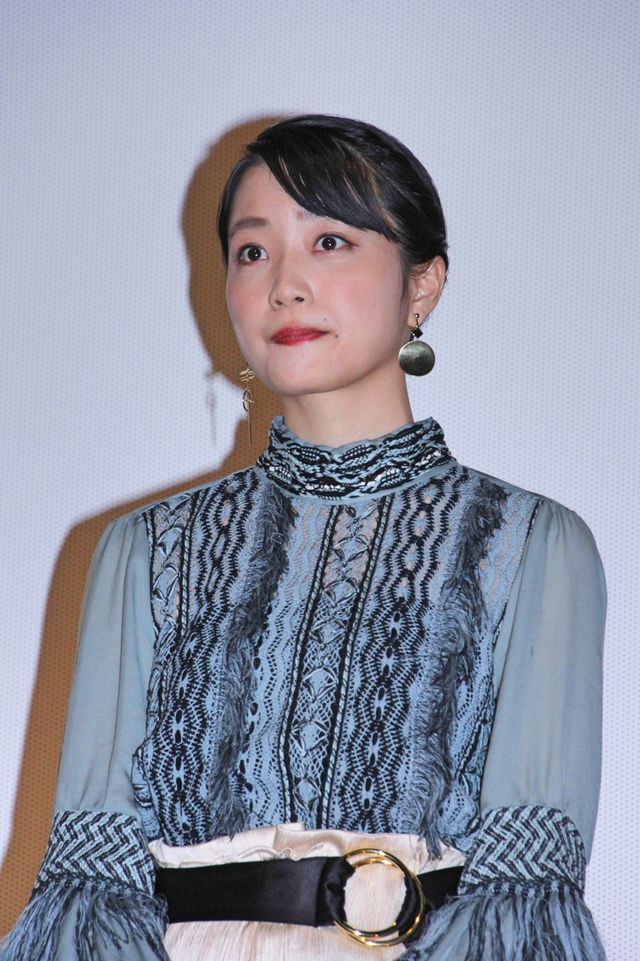岸井ゆきの＆深川麻衣「まんぷく」コンビが親友役！『愛がなんだ』完成披露舞台あいさつ（2枚目）