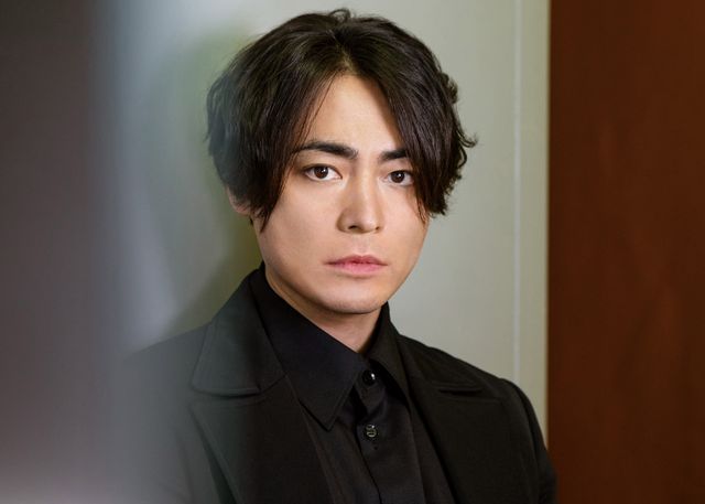 ミステリアス感漂う【山田孝之インタビューカット集】（3枚目）