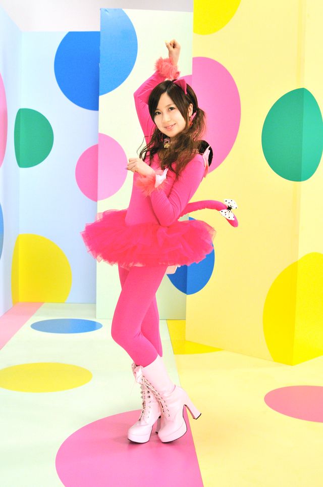 小野恵令奈セカンドシングル「えれにゃん」ネコ10変化写真ギャラリー（9枚目）