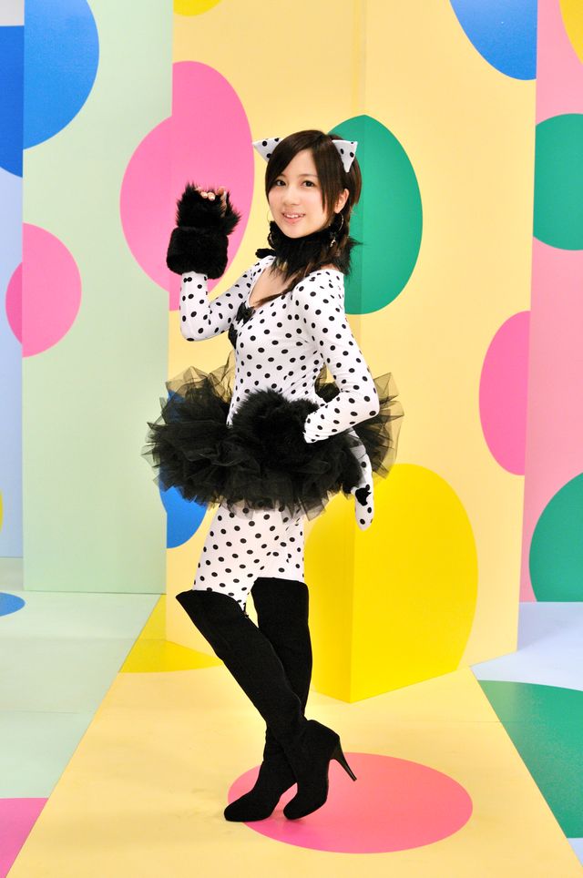 小野恵令奈セカンドシングル「えれにゃん」ネコ10変化写真ギャラリー（10枚目）