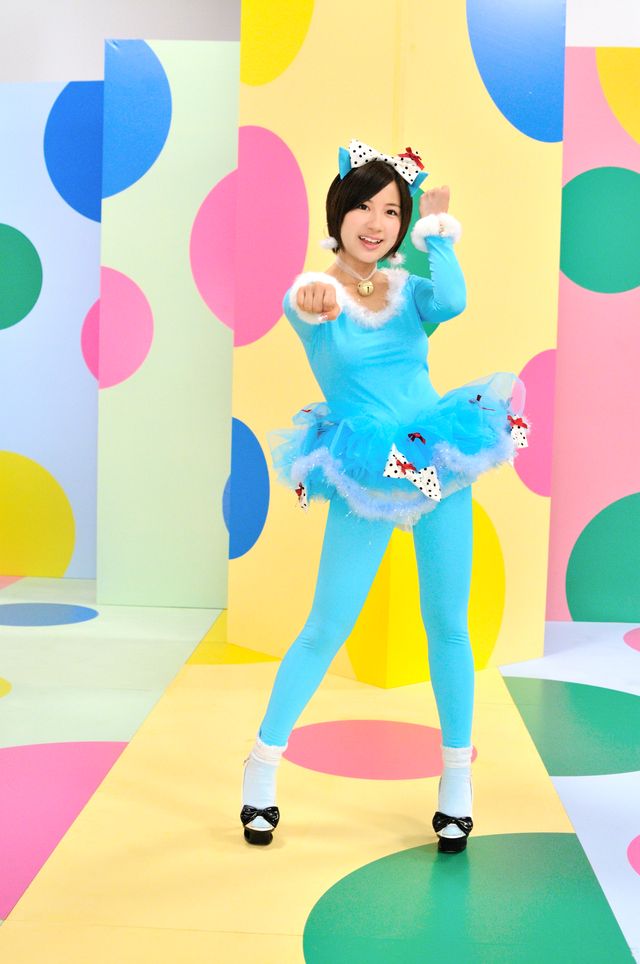 小野恵令奈セカンドシングル「えれにゃん」ネコ10変化写真ギャラリー（11枚目）