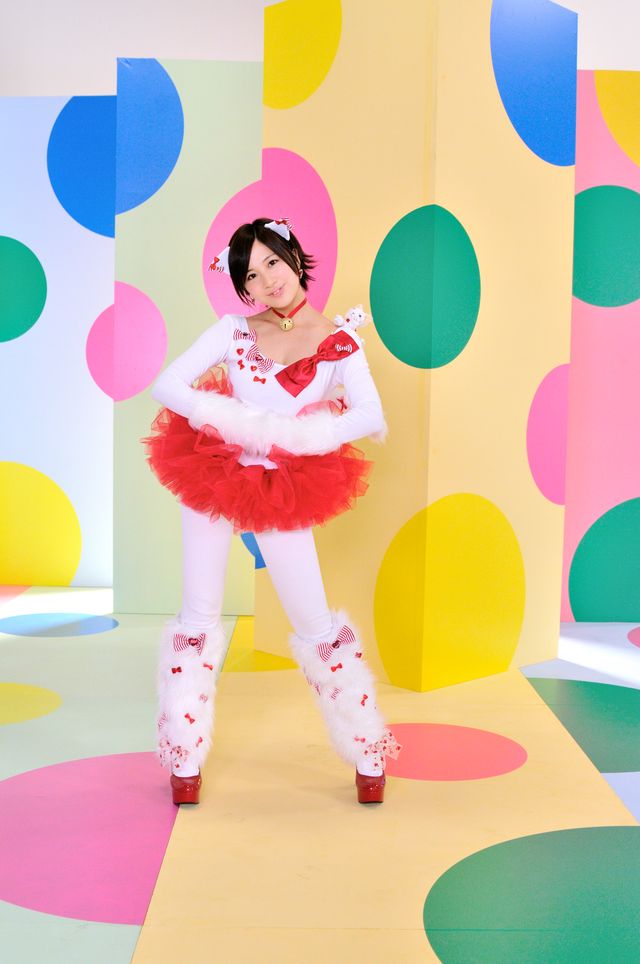 小野恵令奈セカンドシングル「えれにゃん」ネコ10変化写真ギャラリー（15枚目）