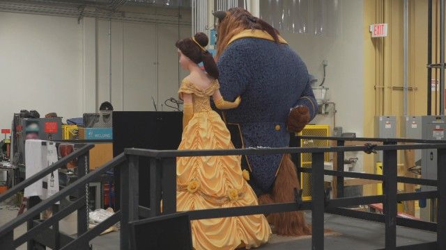 ディズニー新アトラクション！「美女と野獣“魔法のものがたり”」（5枚目）