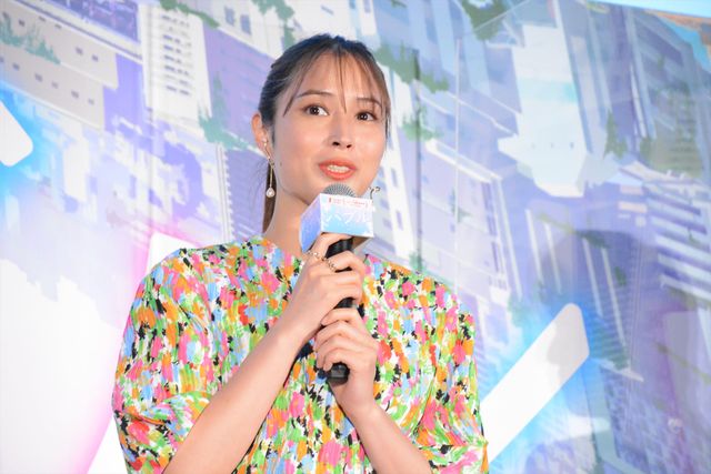 広瀬アリス、緊張で汗が止まらず一時降壇『バブル』完成披露イベント（3枚目）