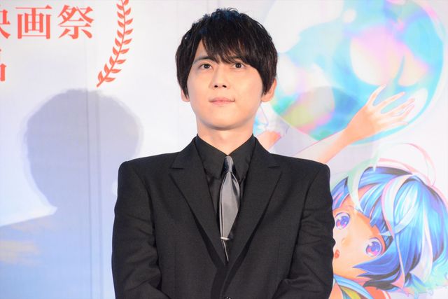 広瀬アリス、緊張で汗が止まらず一時降壇『バブル』完成披露イベント（11枚目）