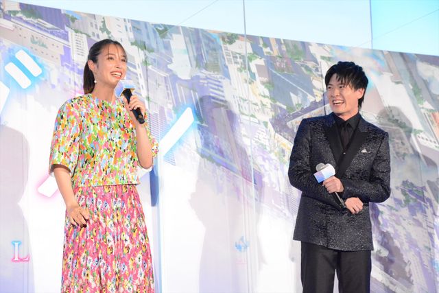 広瀬アリス、緊張で汗が止まらず一時降壇『バブル』完成披露イベント（12枚目）