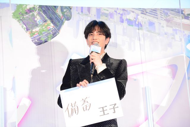 広瀬アリス、緊張で汗が止まらず一時降壇『バブル』完成披露イベント（16枚目）