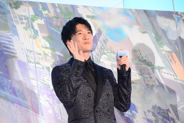 広瀬アリス、緊張で汗が止まらず一時降壇『バブル』完成披露イベント（29枚目）