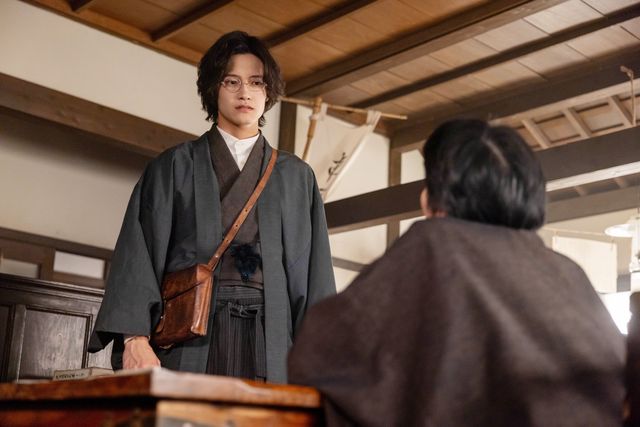 【画像9枚】朝ドラ「風、薫る」直美（上坂樹里）たちは氷を囲んで…第52回場面写真（5枚目）