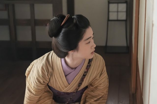 ヘブン（トミー・バストウ）が部屋から出てこず…「ばけばけ」第5週「ワタシ、ヘブン。マツエ、モ、ヘブン。」第25回：フォトギャラリー