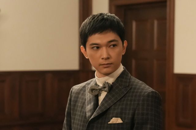 ヘブン（トミー・バストウ）が部屋から出てこず…「ばけばけ」第5週「ワタシ、ヘブン。マツエ、モ、ヘブン。」第25回（5枚目）