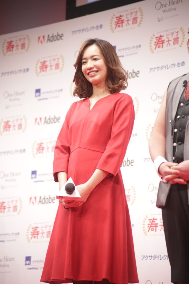 優木まおみ、2.5キロ増！おなかはややふっくら！フォトギャラリー：フォトギャラリー