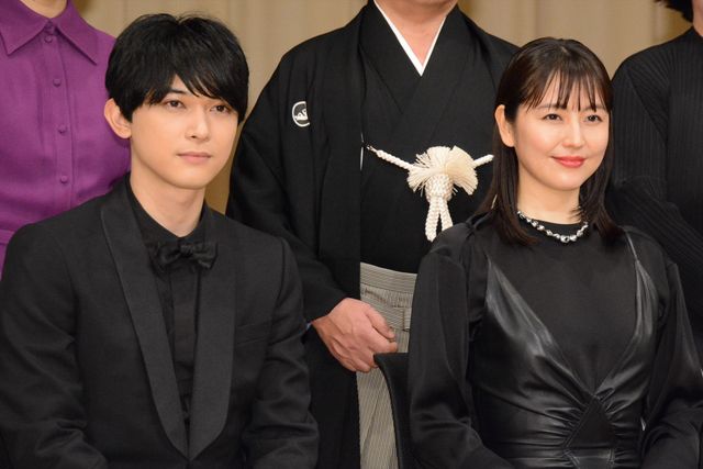 長澤まさみ、吉沢亮ら黒でドレスアップ…第62回ブルーリボン賞授賞式（2枚目）
