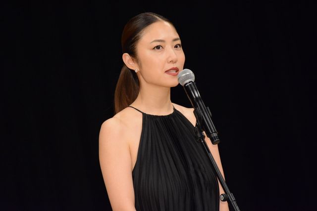 長澤まさみ、吉沢亮ら黒でドレスアップ…第62回ブルーリボン賞授賞式（18枚目）