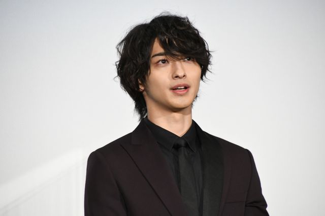 横浜流星の発案だった！舞台あいさつの模様が全国生中継（15枚目）