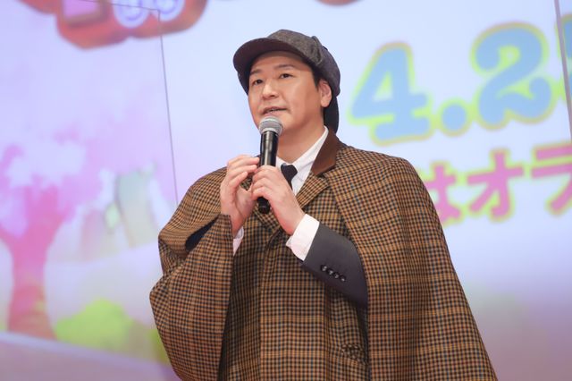 チョコプラ長田、相方・松尾に笑顔『映画クレヨンしんちゃん　謎メキ！花の天カス学園』完成披露舞台あいさつ（7枚目）