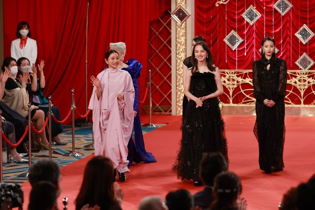 清原果耶、石原さとみ、広瀬すず、有村架純らが華やかに彩る！（65枚目）