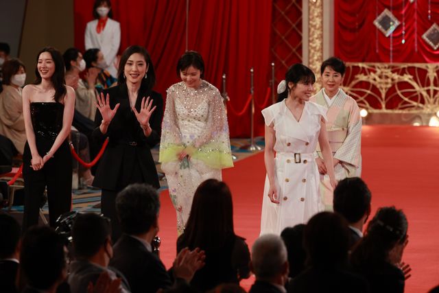 清原果耶、石原さとみ、広瀬すず、有村架純らが華やかに彩る！（87枚目）