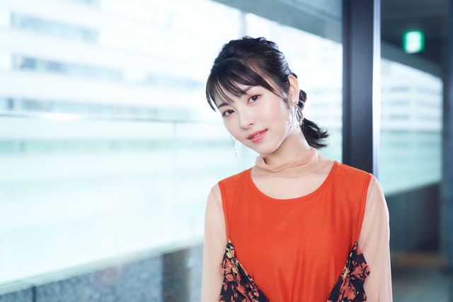 浜辺美波がキュートすぎる！映画『思い、思われ、ふり、ふられ』インタビューカット（3枚目）