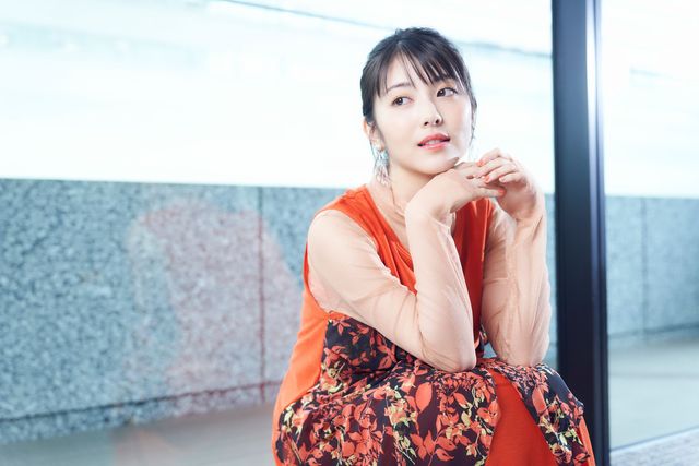 浜辺美波がキュートすぎる！映画『思い、思われ、ふり、ふられ』インタビューカット（4枚目）