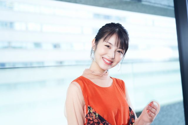 浜辺美波がキュートすぎる！映画『思い、思われ、ふり、ふられ』インタビューカット（8枚目）