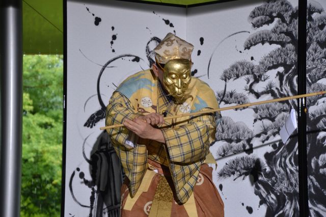 ベイダー卿降臨？『スター・ウォーズ』狂言＆武人屏風画、京都でお披露目！（3枚目）