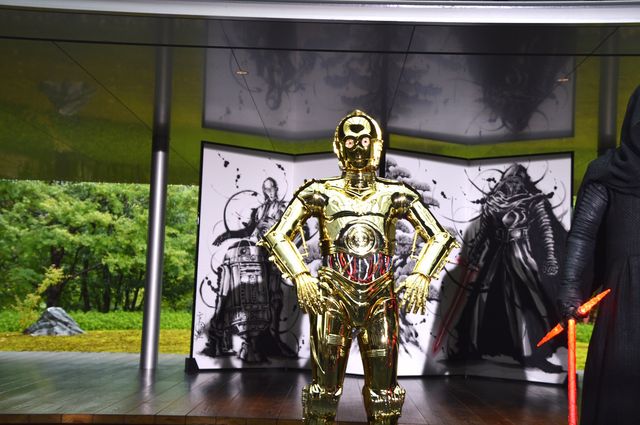 ベイダー卿降臨？『スター・ウォーズ』狂言＆武人屏風画、京都でお披露目！（15枚目）