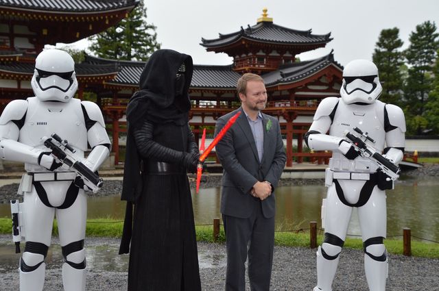 ベイダー卿降臨？『スター・ウォーズ』狂言＆武人屏風画、京都でお披露目！（34枚目）