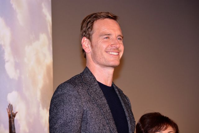 ファスベンダー、日本のファンにこの笑顔～！『アサシン　クリード』イベントフォトギャラリー：フォトギャラリー