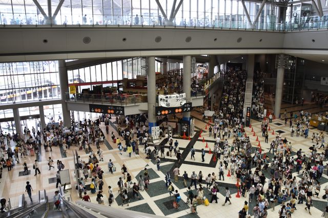 コミックマーケットでの企業フォトギャラリー【コミケ88】（8枚目）