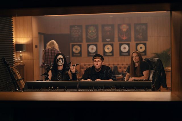 BABYMETALも登場！映画『ヘヴィ・トリップII／俺たち北欧メタル危機一発！』キャラクター＆場面写真（4枚目）