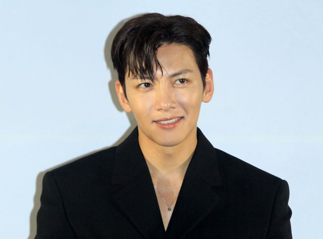 チ・チャンウク登壇！『リボルバー』制作報告会（5枚目）