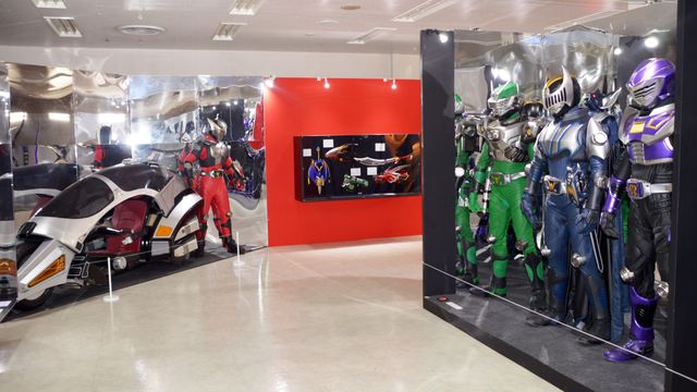 20周年「仮面ライダー龍騎」の展示も！「THE仮面ライダー展」東京会場の様子：フォトギャラリー