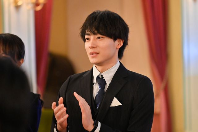 犯人いる？結婚式の参列者たち「unknown」第6話より（2枚目）