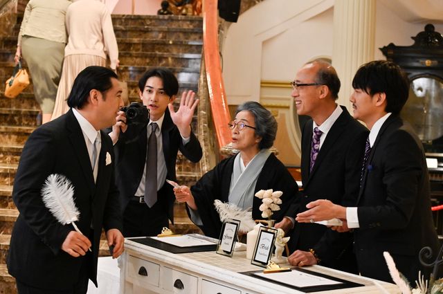 犯人いる？結婚式の参列者たち「unknown」第6話より（6枚目）