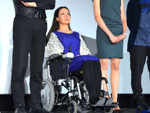 アンドロイド、「世界初」の最優秀女優賞に向けて自らアピール！フォトギャラリー（5枚目）