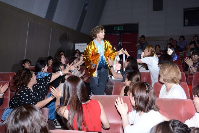 「クリミナル・マインド」リード役マシューが日本でおおはしゃぎ！（2枚目）