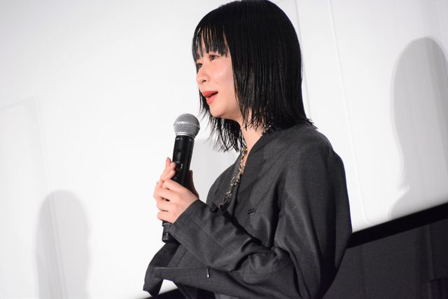 高橋恭平＆板垣李光人、手でハートマーク！映画『なのに、千輝くんが甘すぎる。』公開前夜祭舞台あいさつ（6枚目）