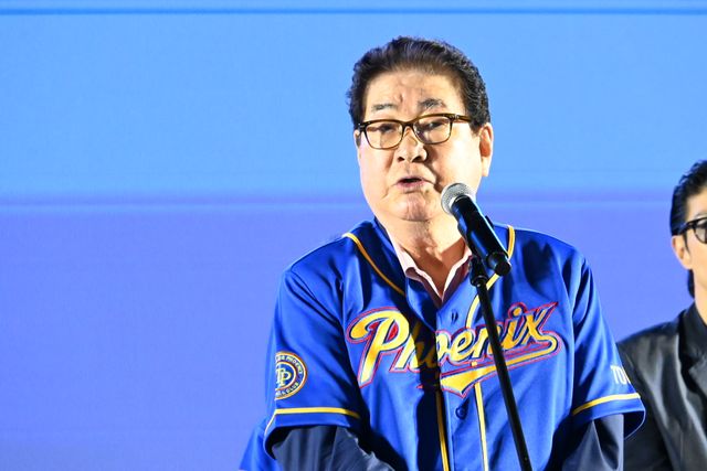 小池百合子都知事、井端弘和、アレックス・ラミレスら映画『4アウト　－もう一度、プレイボール－』イベント登壇の様子（15枚目）