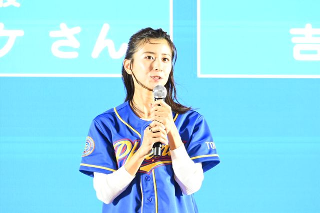 小池百合子都知事、井端弘和、アレックス・ラミレスら映画『4アウト　－もう一度、プレイボール－』イベント登壇の様子（20枚目）