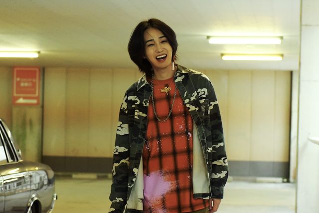 最強の殺し屋は 池松壮亮！高石あかり＆伊澤彩織『ベイビーわるきゅーれ ナイスデイズ』場面写真（5枚目）