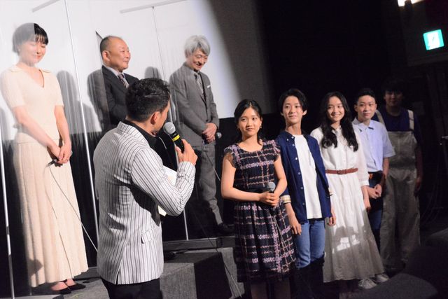 市原隼人＆佐藤大志ら登壇！『劇場版　おいしい給食　卒業』大ヒット御礼舞台あいさつ（17枚目）