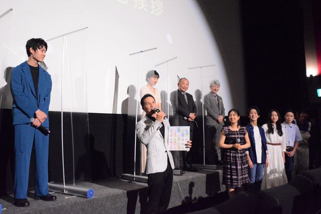 市原隼人＆佐藤大志ら登壇！『劇場版　おいしい給食　卒業』大ヒット御礼舞台あいさつ（18枚目）