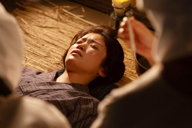 【画像12枚】朝ドラ「風、薫る」患者の柳生（中村倫也）は…第94回場面写真（4枚目）