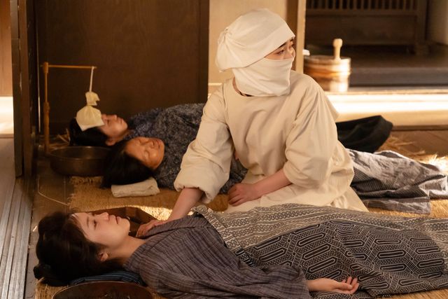 【画像12枚】朝ドラ「風、薫る」患者の柳生（中村倫也）は…第94回場面写真（5枚目）