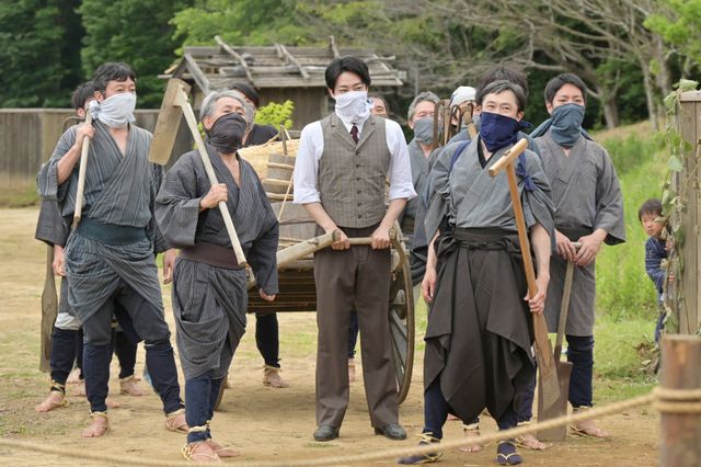 【画像12枚】朝ドラ「風、薫る」患者の柳生（中村倫也）は…第94回場面写真（8枚目）